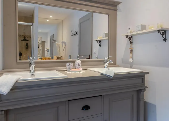 L'ecrin De La Rose Apartment *